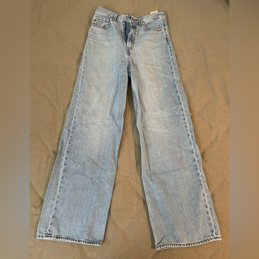 Levi’s high loose jeans - 27